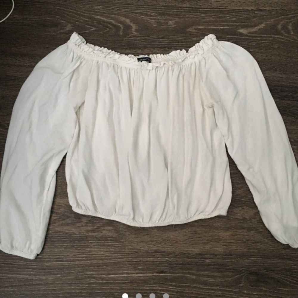 Brandy Melville white off shoulder flowy top